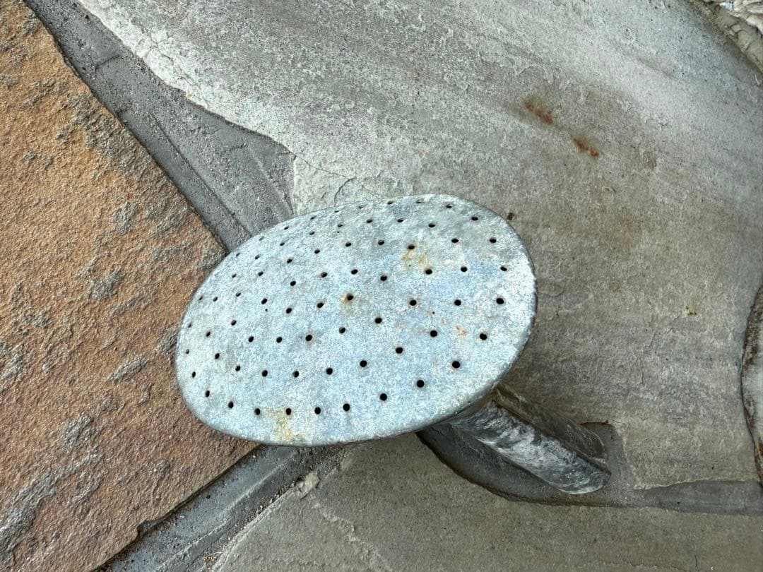 イギリスアンティーク　ブリキのジョウロ