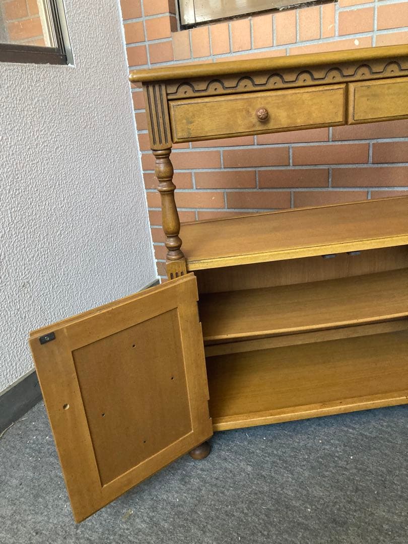 カリモク　キャビネット　チェスト　アンティーク調　ヴィンテージ　花台　電話台