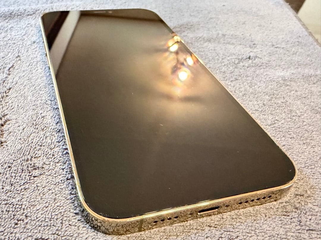 iPhone 12 PROMAX 256GB ゴールド