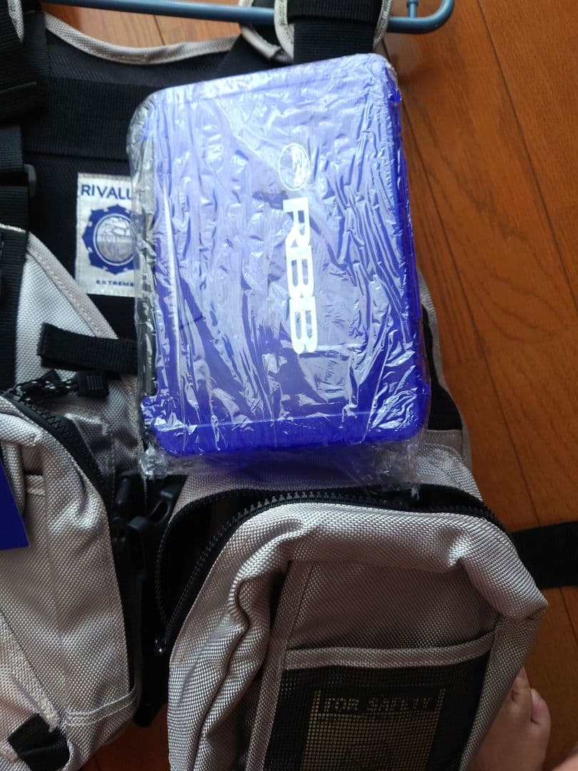 グ*ェ様 リバレイ RBB フィッシングベスト ライフベスト フローティングベス