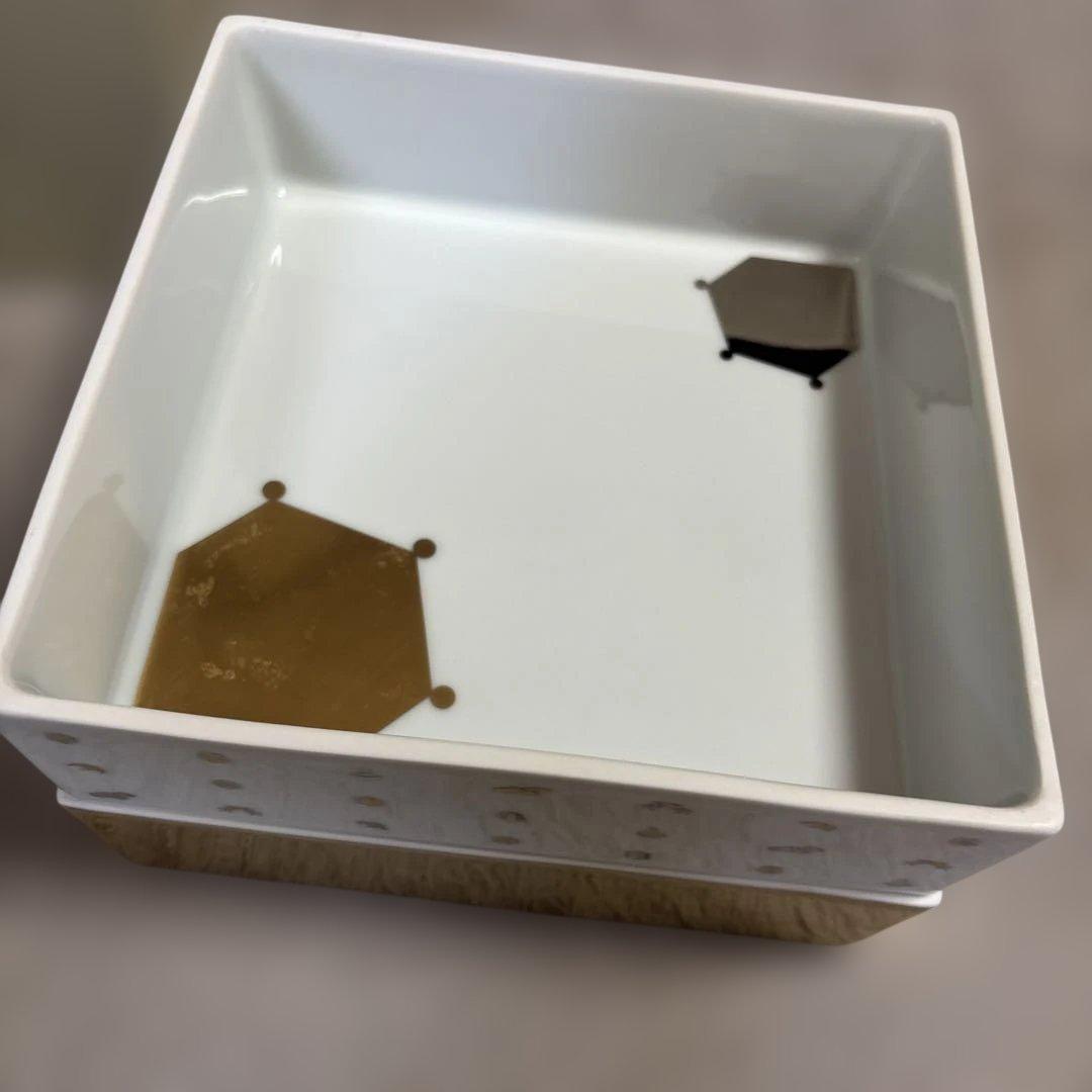 重箱　陶器　髙和年製　三段　金銀