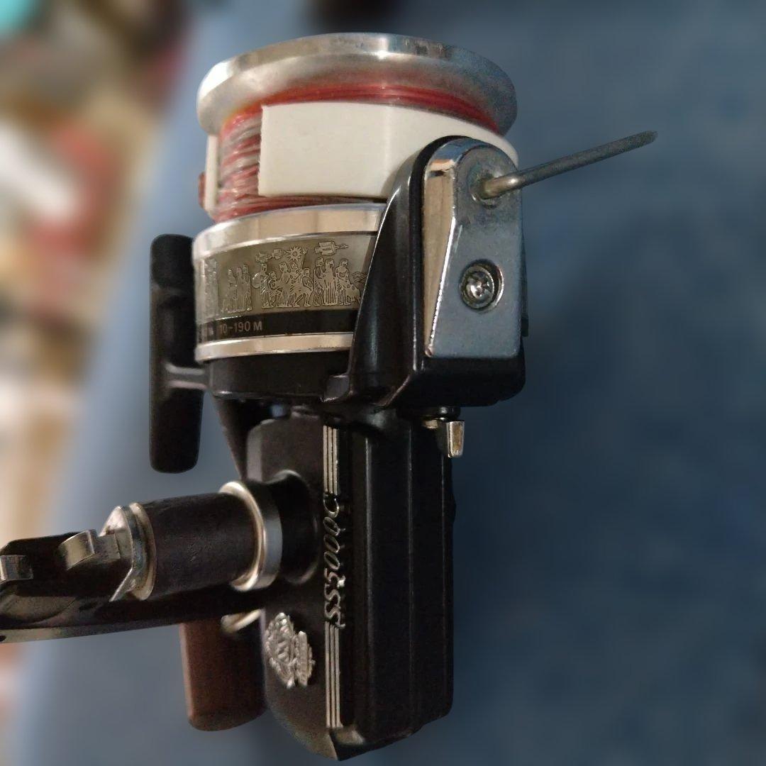 釣*人様 ダイワ SS5000C フィッシングリール 木製ハンドル　2個セット