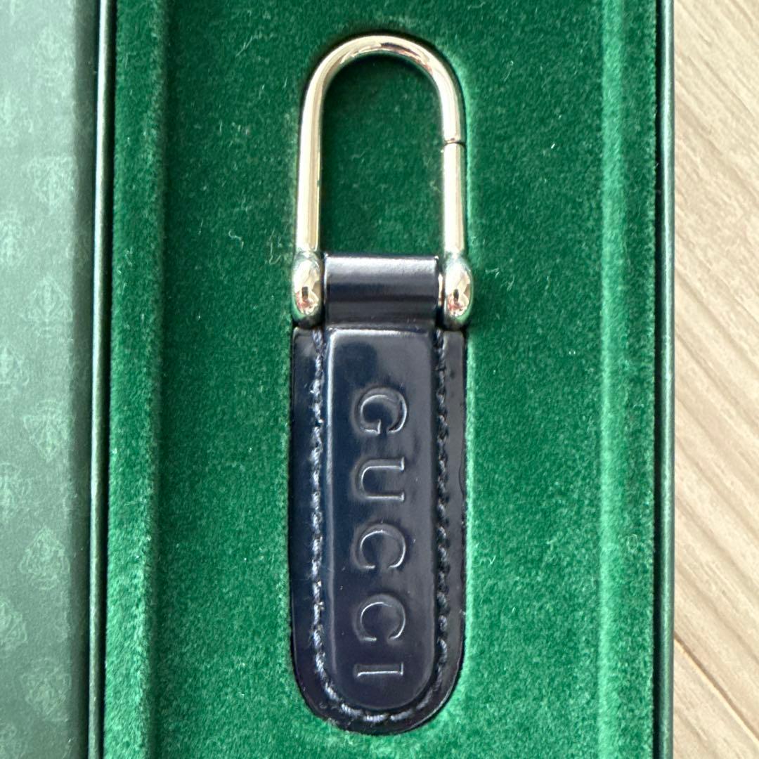 GUCCI ネイビー レザー キーホルダー