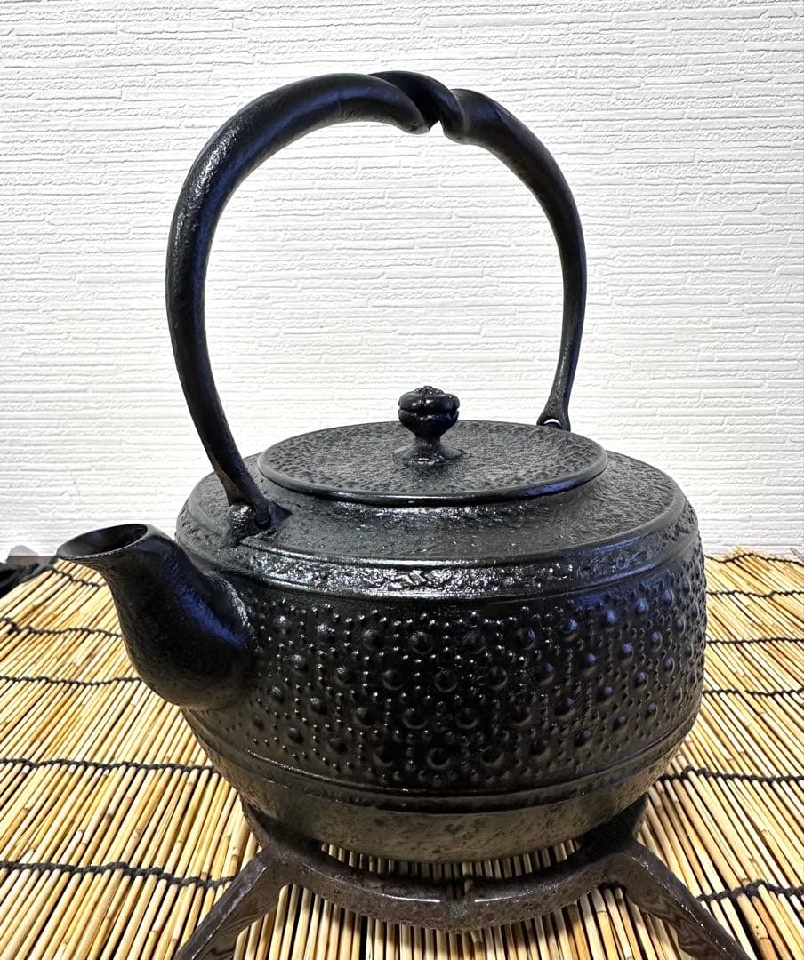 新品、供箱等付属品付 南部岩鋳四代目清末作 丸型肩付亀甲 ♡様売約済み