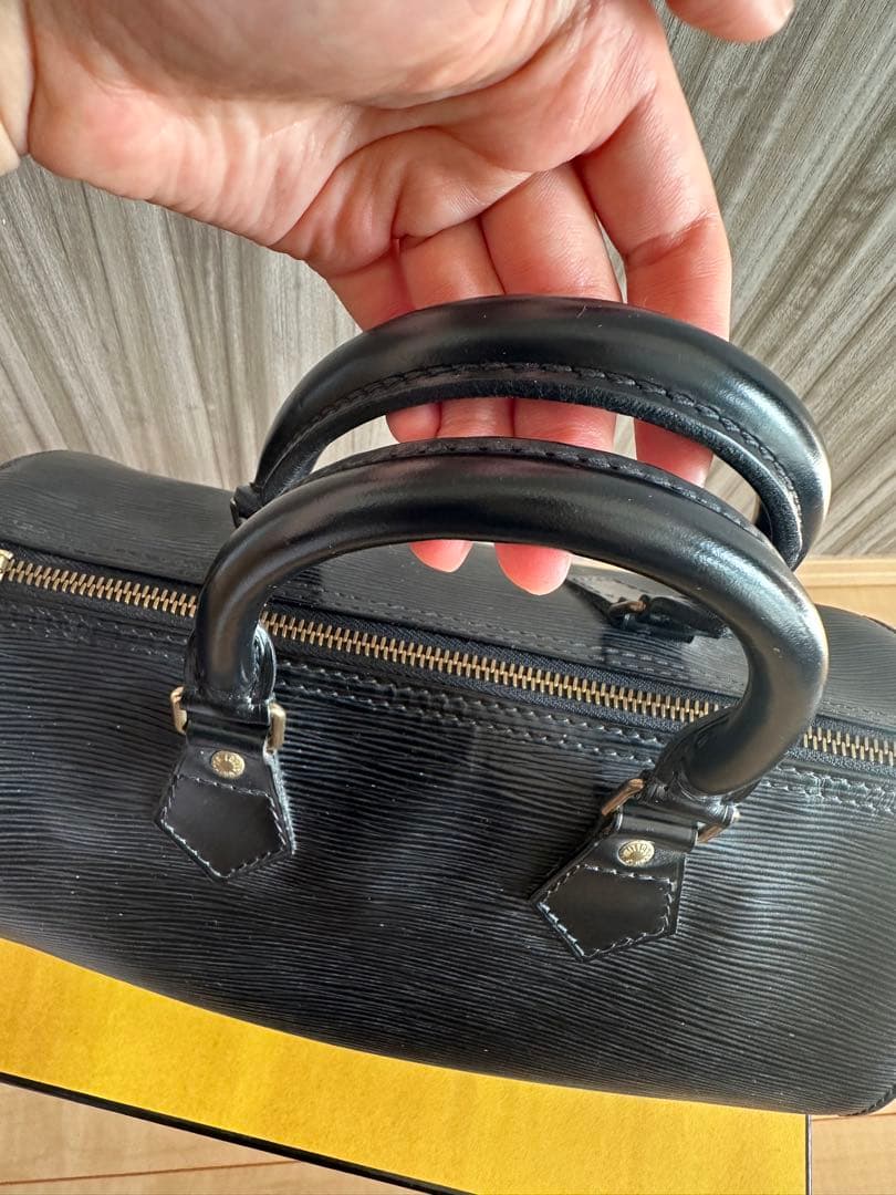 美品★ルイヴィトンエピスピーディ25ノワール