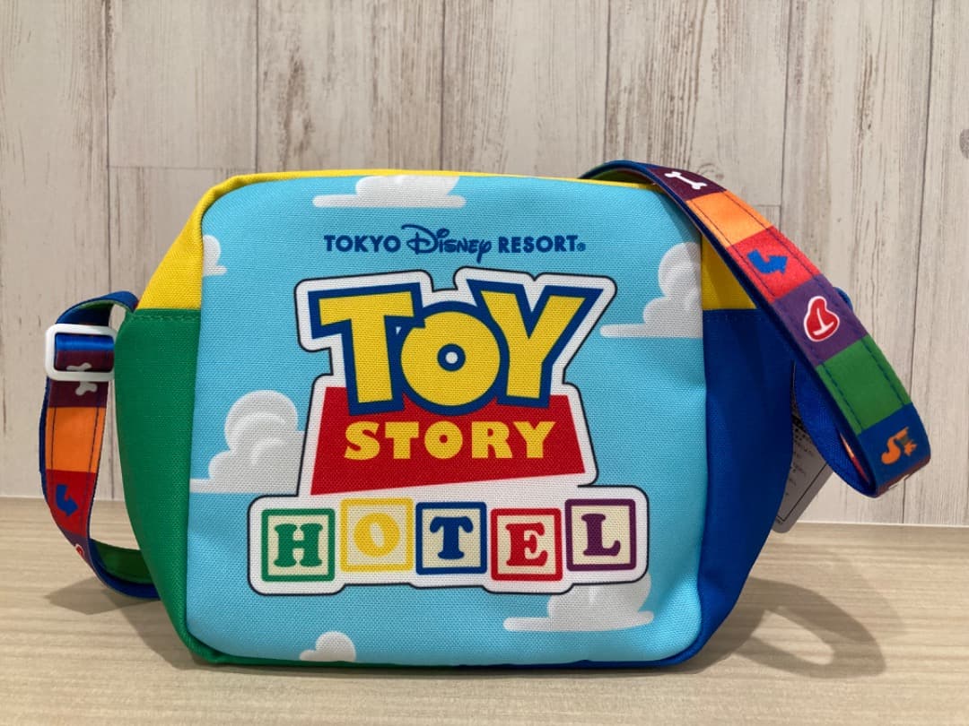 【新品未使用】トイストーリーホテル　ショルダーバック