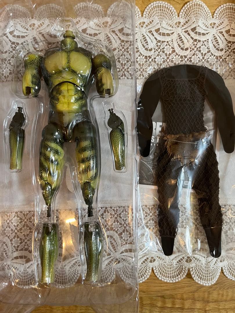 未使用品　ホットトイズ　プレデター2 ロストプレデター　1/6スケールフィギュア