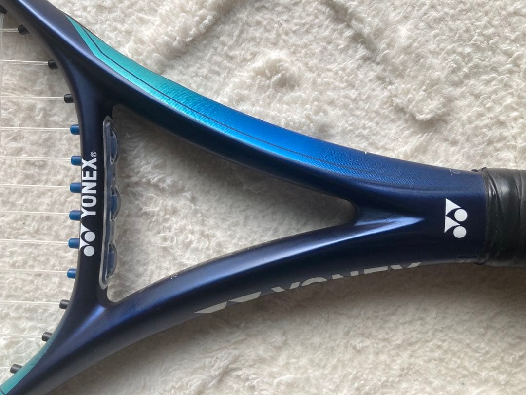 【美品】YONEX EZONE 100L スカイブルー G0