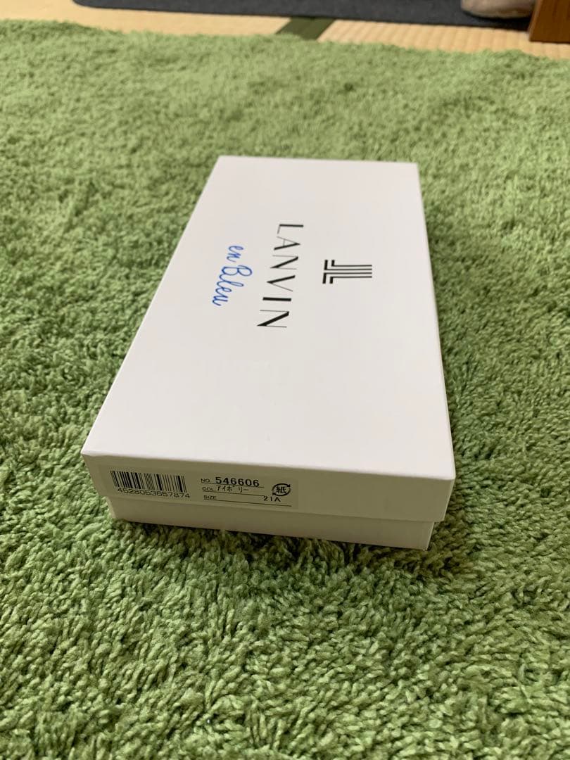 新品 23100円円 ランバン オン ブルー長財布 牛革 レザー アイボリー