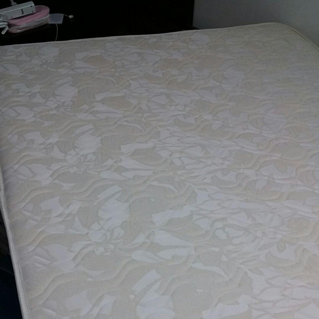 マニフレックス　magniflex　セミダブルベッド