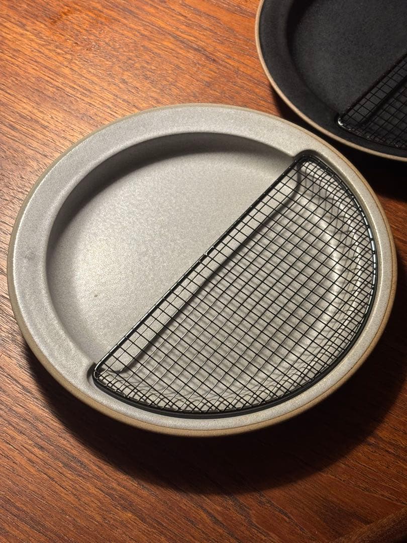 【美品】KIKIME amimeプレート 半月黒酸化網(ブラック/ライトグレー)