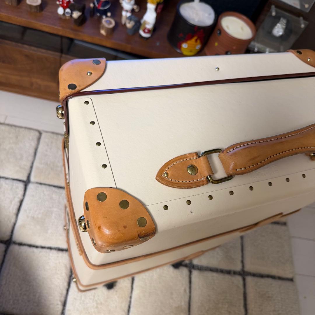 グローブトロッター　スーツケース