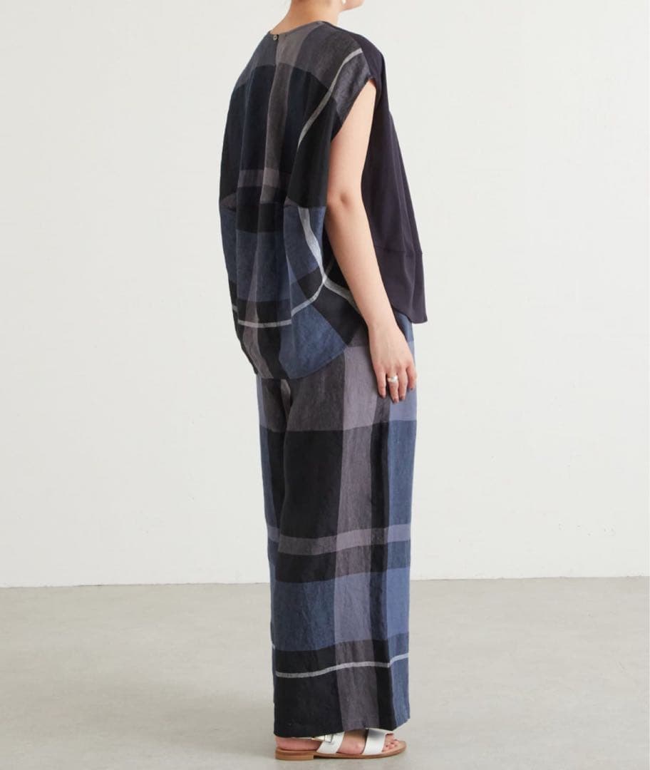 【極美品】BEARDSLEY リネンビッグチェックカットソー　ネイビー