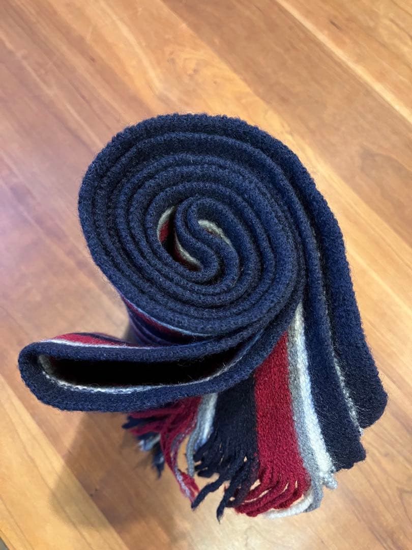 新品同様 コムデギャルソン マフラー COMME des GARCONS