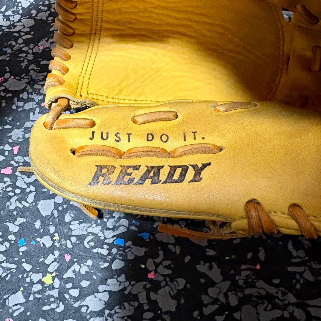 ナイキ NIKE 投手用 軟式用 グローブ ピッチャー Ready MVP 野球