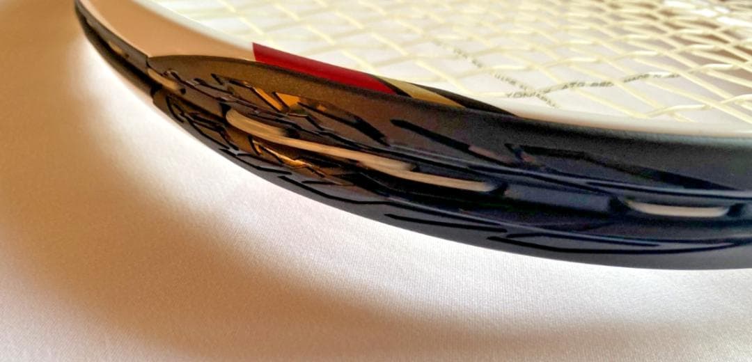 【連休特別価格】ヨネックス ブイコア 100エス 2011年モデル(G2)