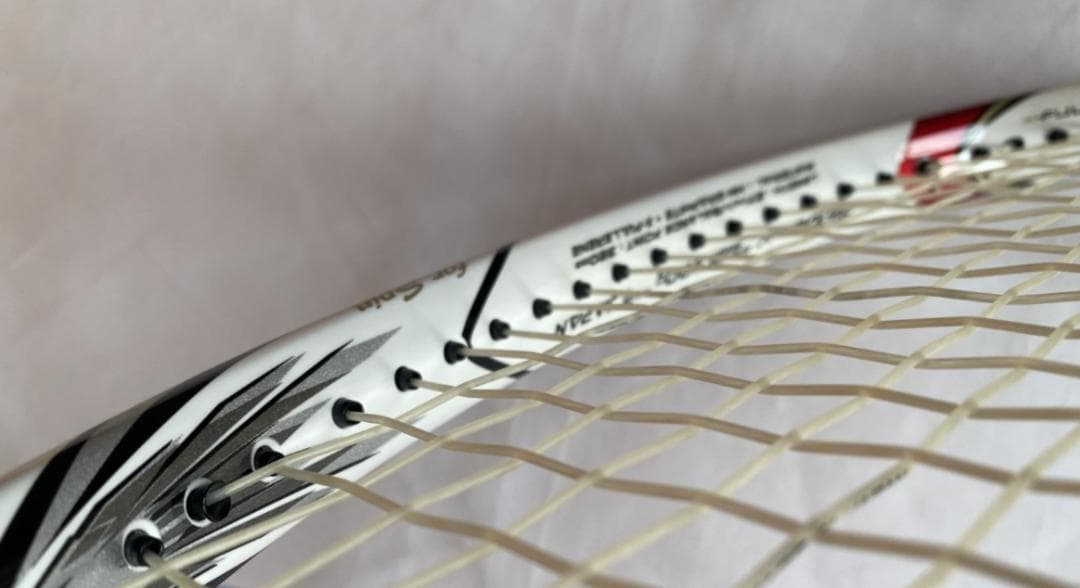 【連休特別価格】ヨネックス ブイコア 100エス 2011年モデル(G2)