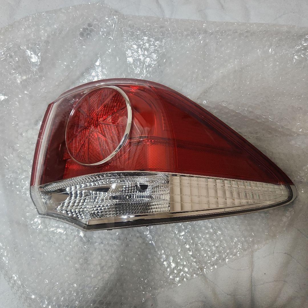 クラウン200系アスリート後期テールランプ