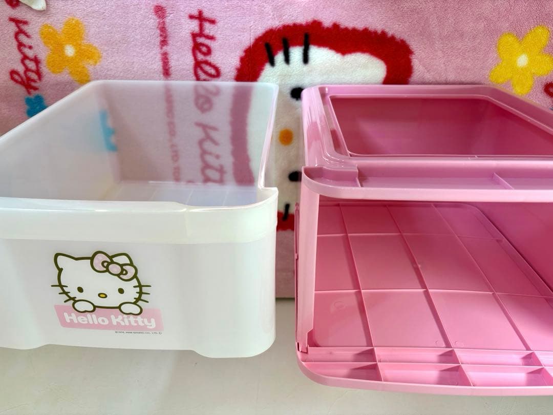 2006年　Hello Kitty 収納ケース　キティ　3段チェスト　引き出し