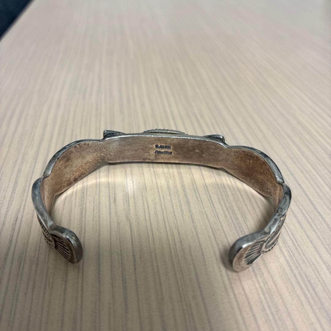 ナバホバングル