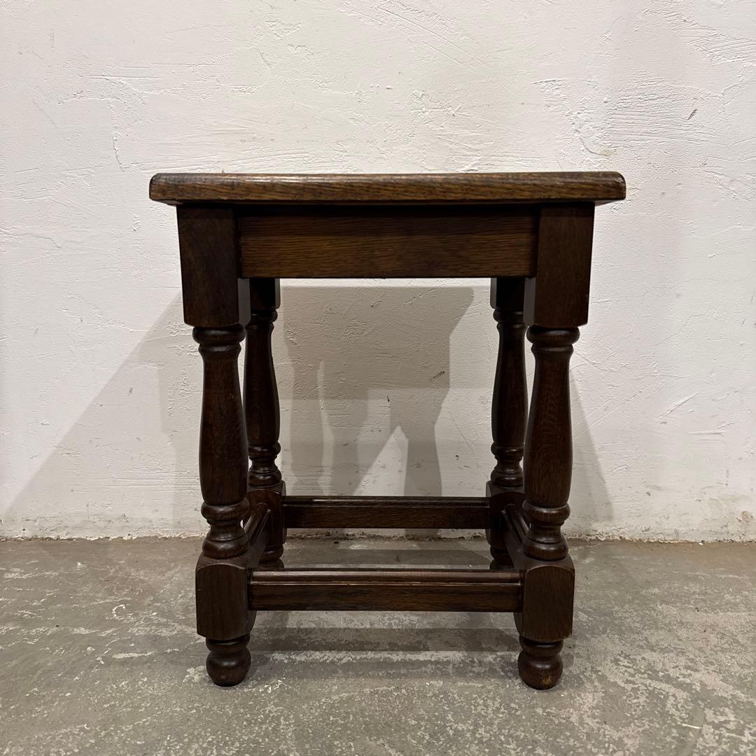 ヴィンテージ　木製サイドテーブル　ベッドサイドテーブル　花台