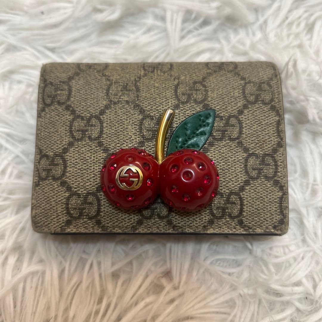 GUCCI 二つ折り財布 チェリー