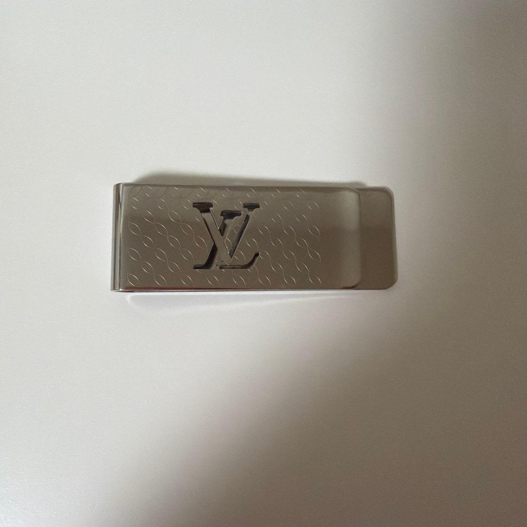 LOUIS VUITTONマネークリップ