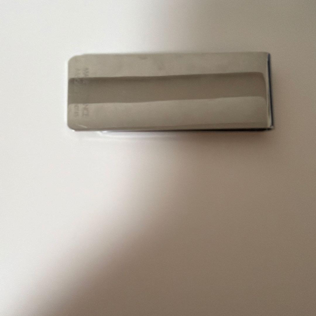 LOUIS VUITTONマネークリップ