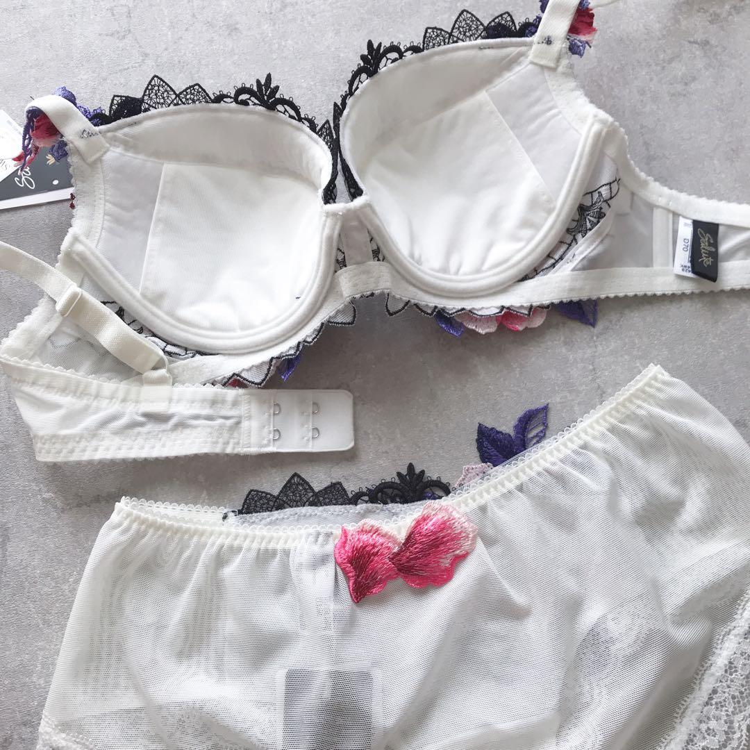 ワコール サルート ブラジャー　ショーツ　D70 M