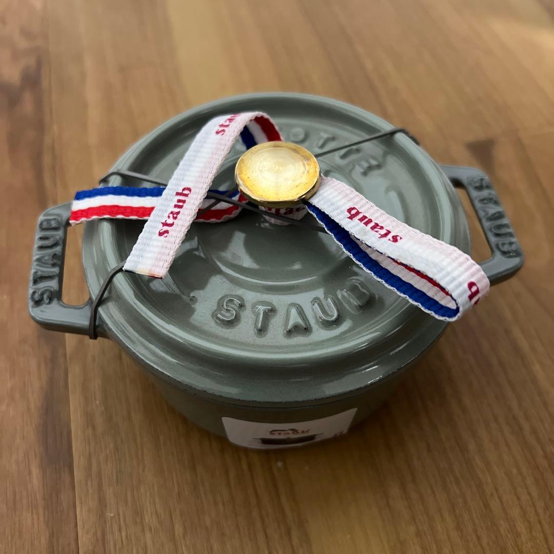 ラスト一個staub ストウブ 「 ミニ ピコ ココット ラウンド ユーカリ 」