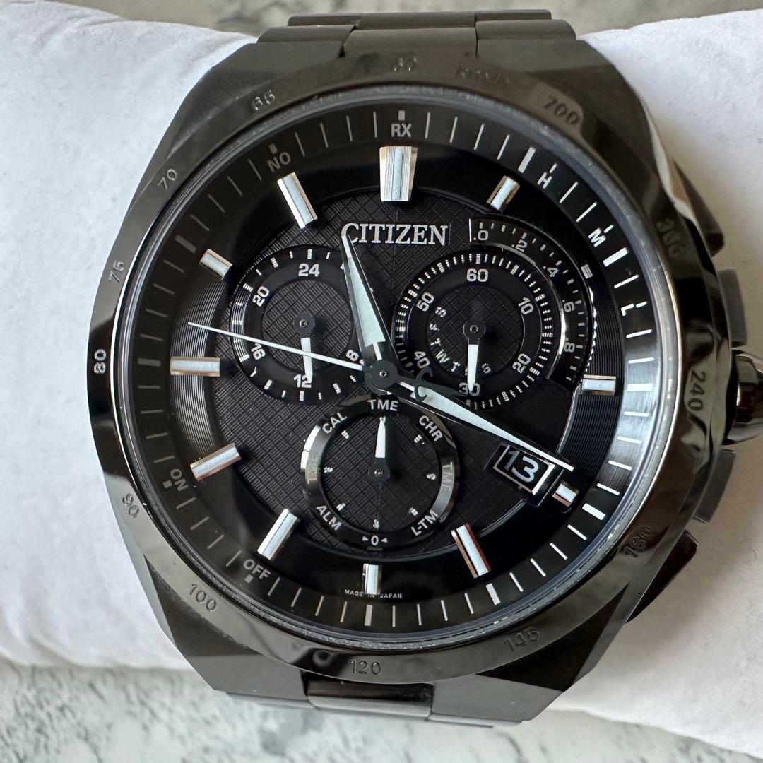 美品 CITIZEN AT3014-54E ブラックチタン ATTESA