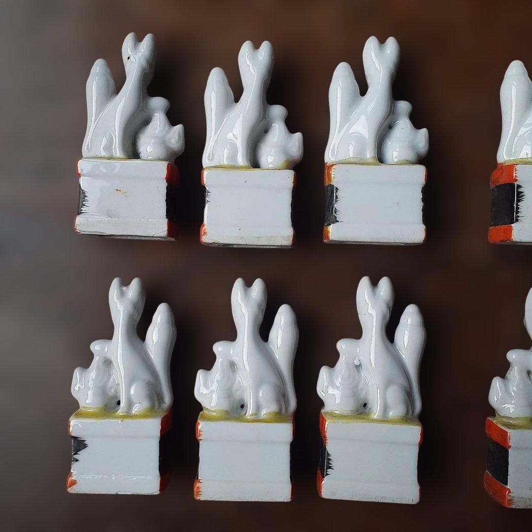 お稲荷様　キツネの置物　20体　磁器人形　縁起物　レトロ雑貨　とろとろガラス