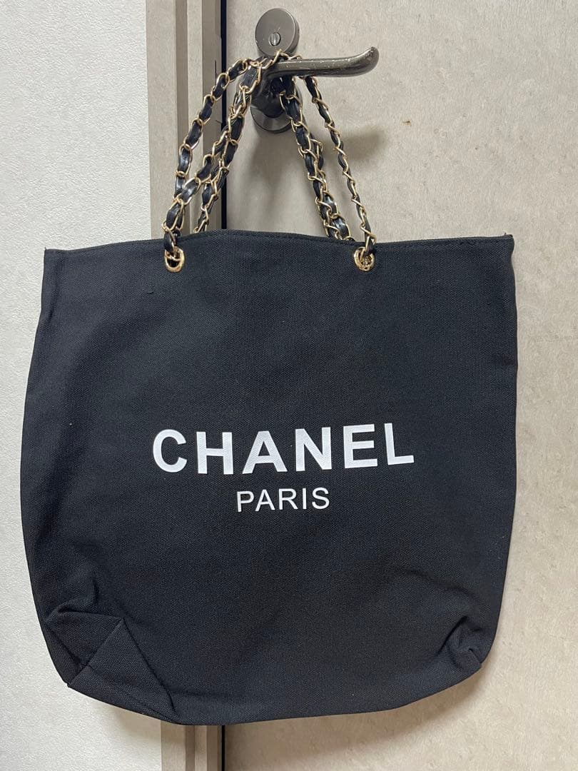 未使用 CHANEL ノベルティ ブラック チェーントートバッグ