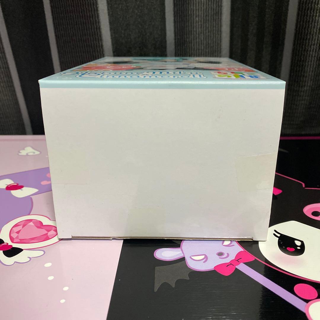 初音ミク　シナモロール　Luminasta ちょこのせ　フィギュア　セット