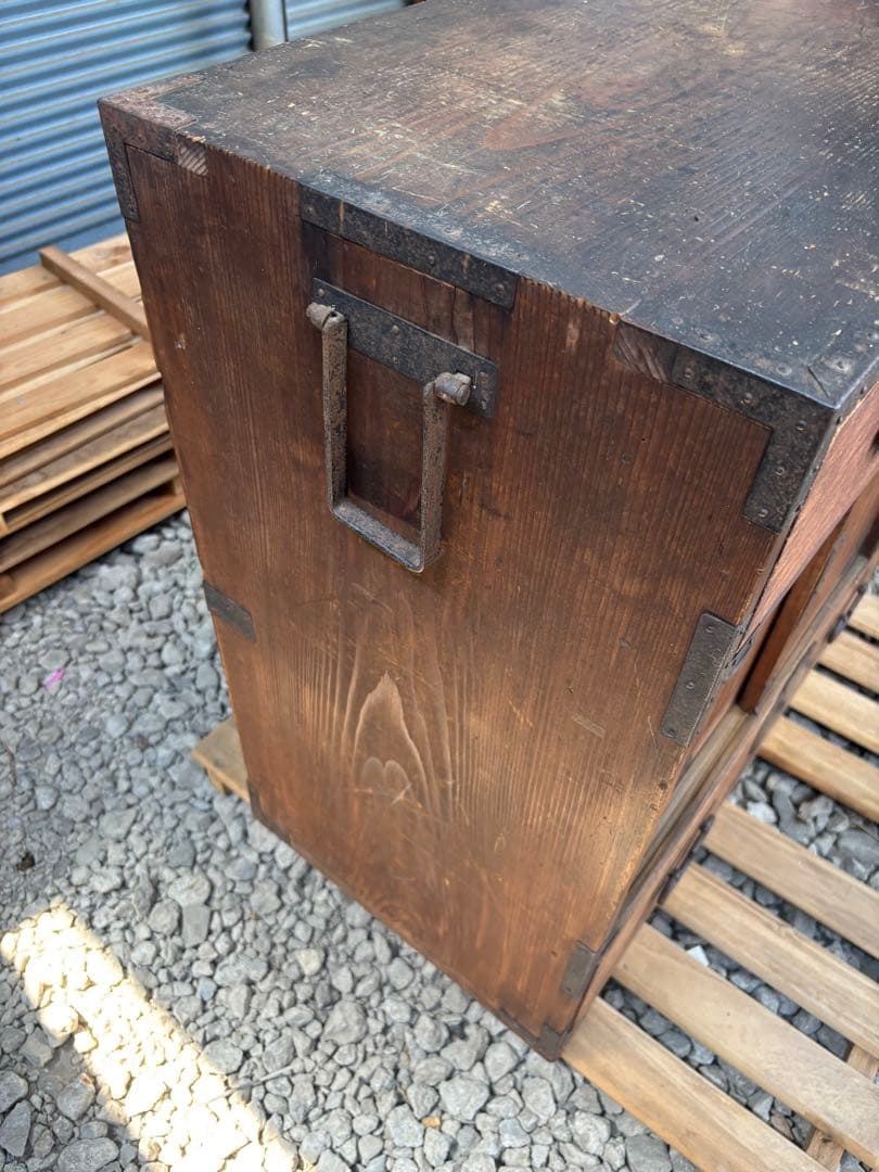 【最終価格】木製 茶箪笥 金具付き　レトロ家具　アンティーク