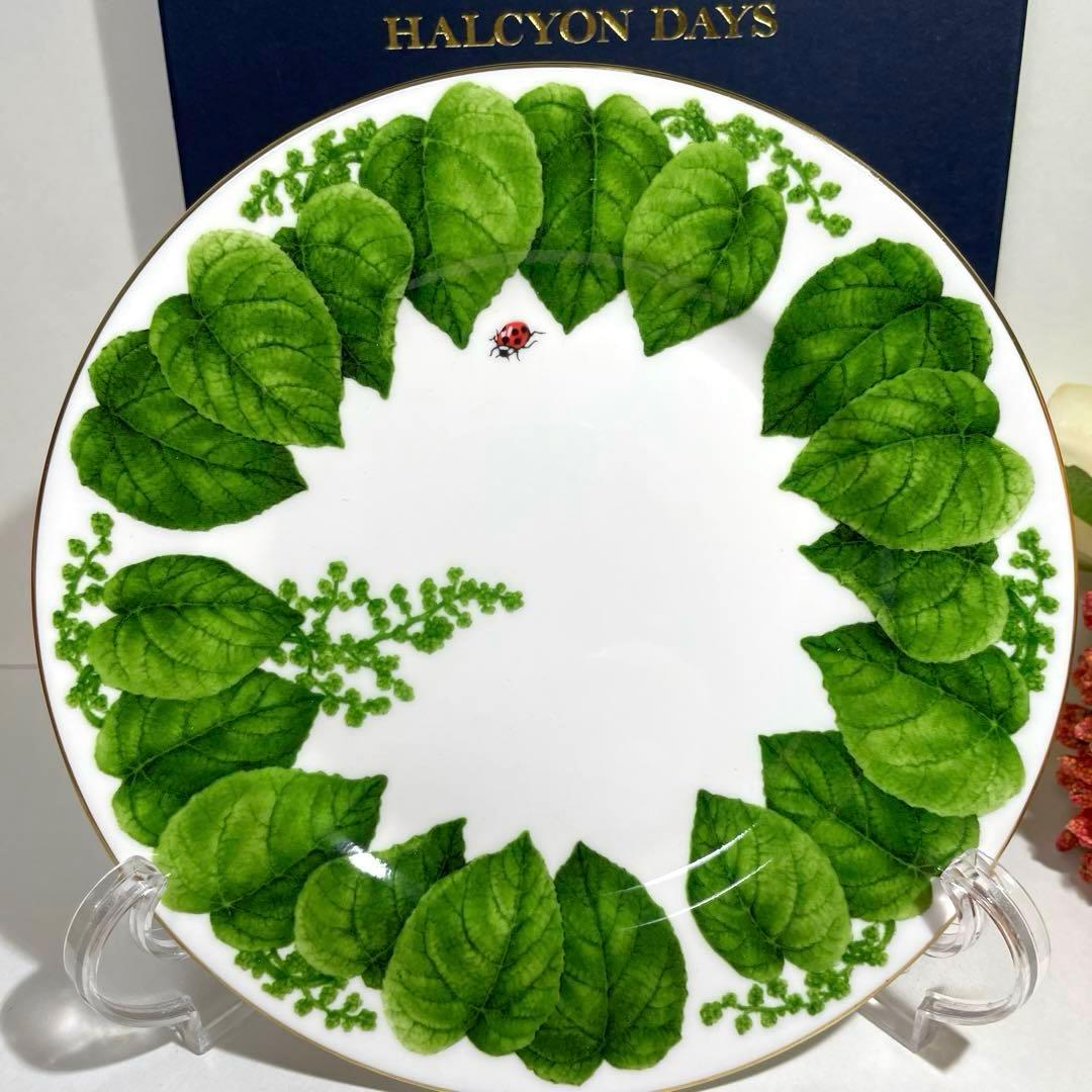 ハルシオンデイズ　デザートプレート　16cm エリザベス女王　チャールズ国王