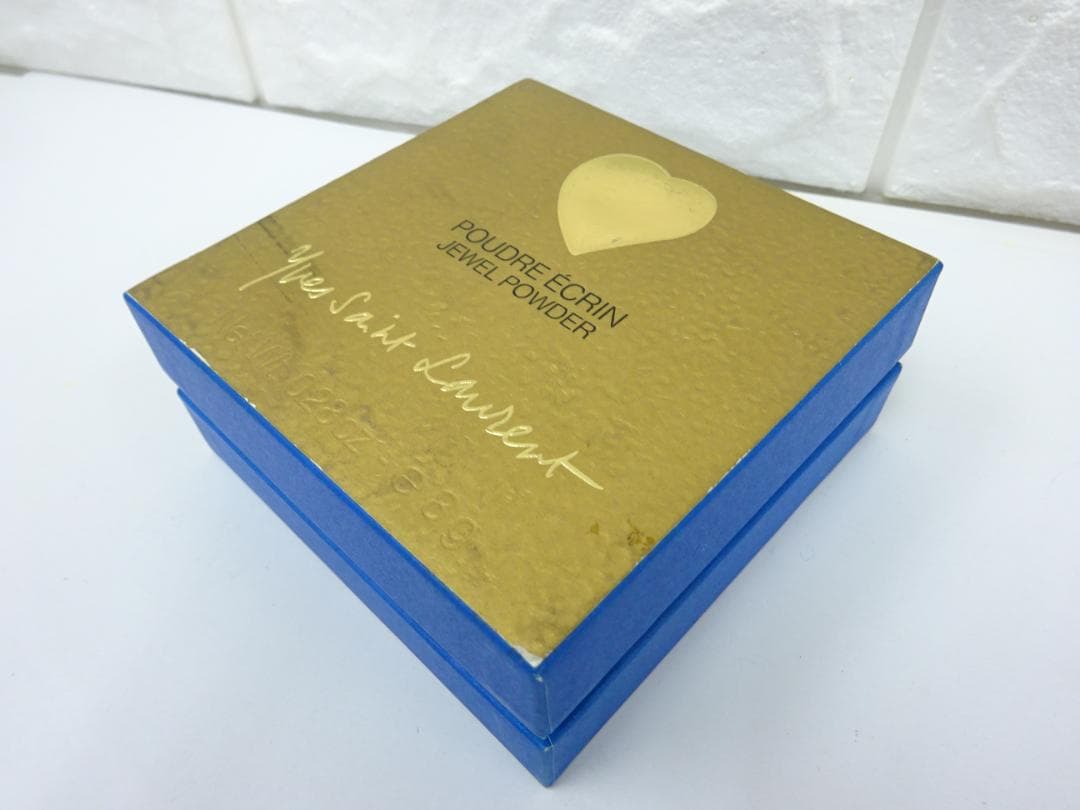 未使用☆ 一部ダメージ イヴサンローラン シルキーフィニッシュ プレストパウダー