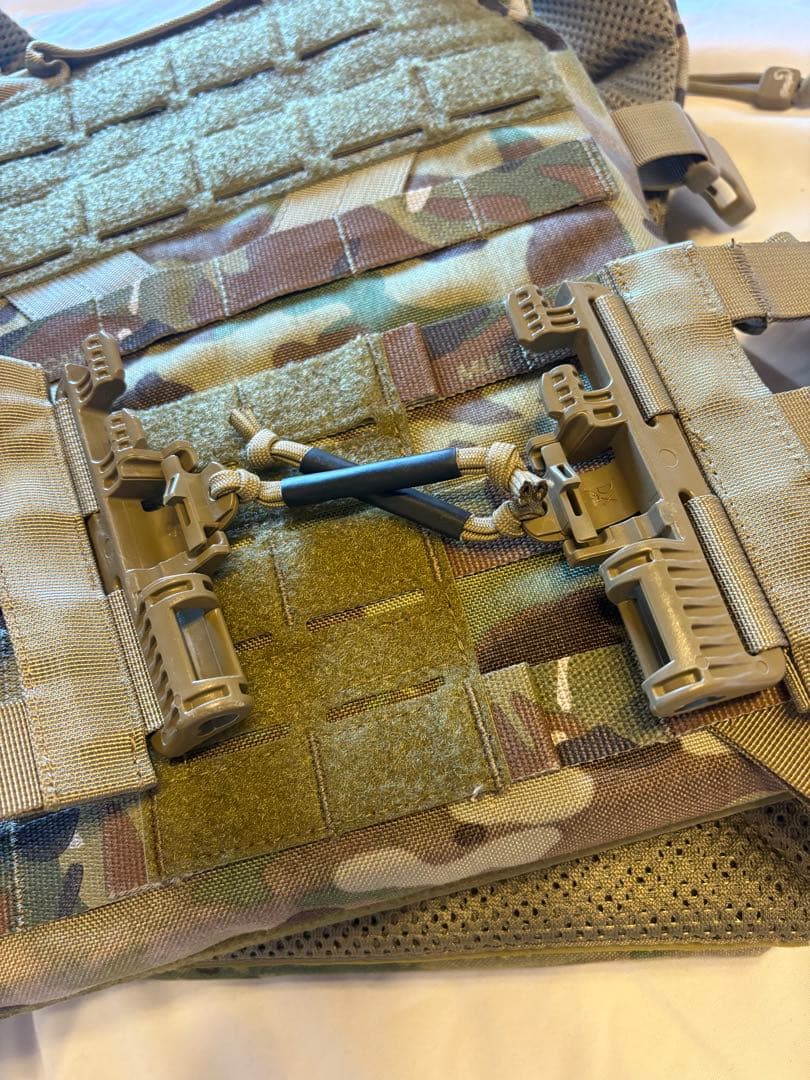 K19 AGILITE プレートキャリア マルチカム