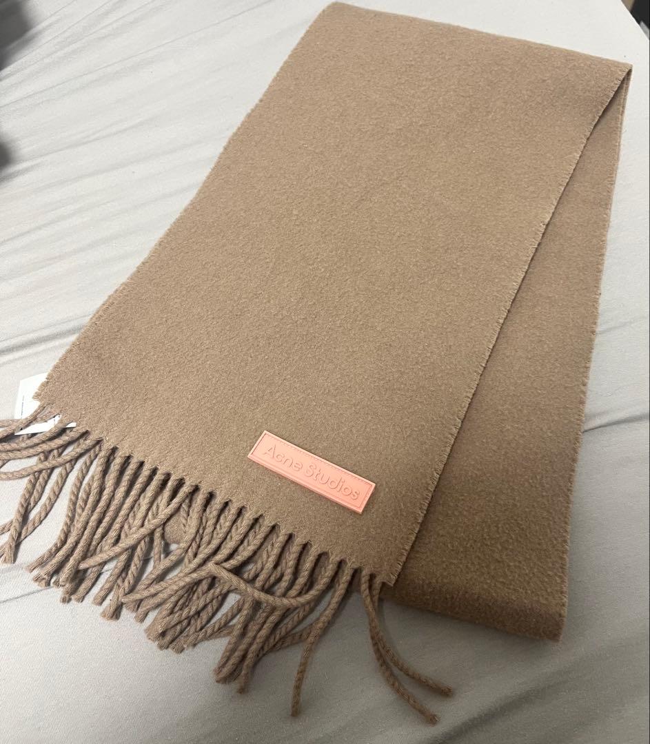 Acne Studios ベージュ マフラー