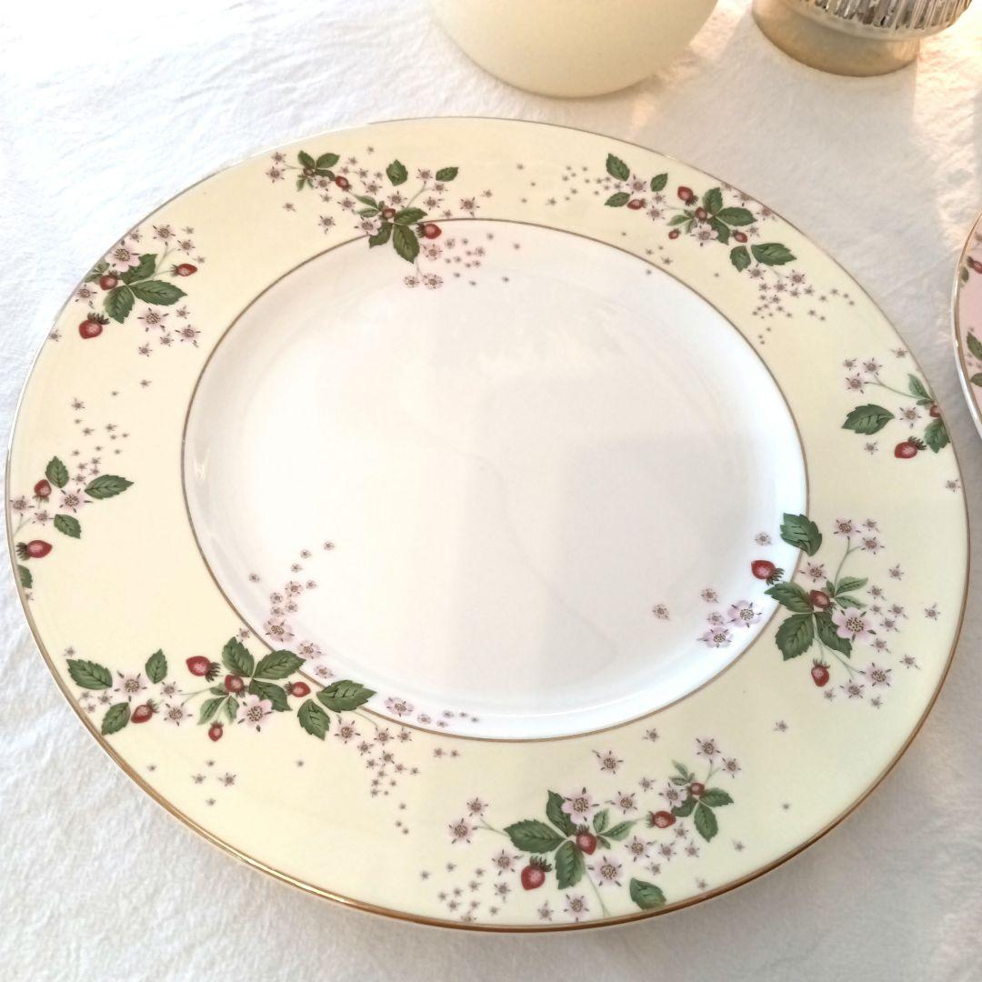 ウェッジウッド  ワイルドストロベリーブルーム プレート 2枚