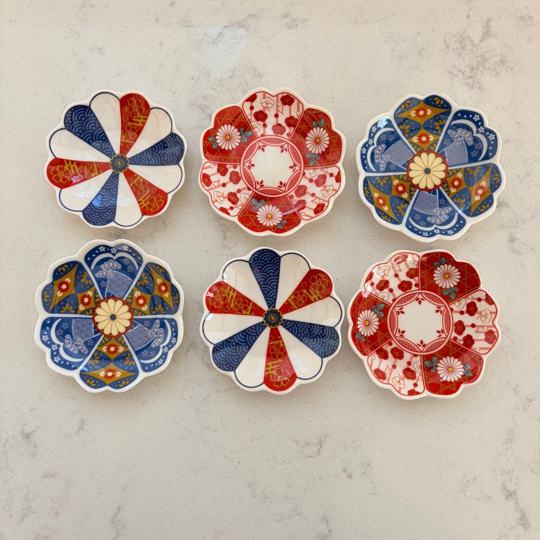 【新品未使用】豆皿　花模様の陶磁器皿6枚セット　和風　晴れの日　お祝い