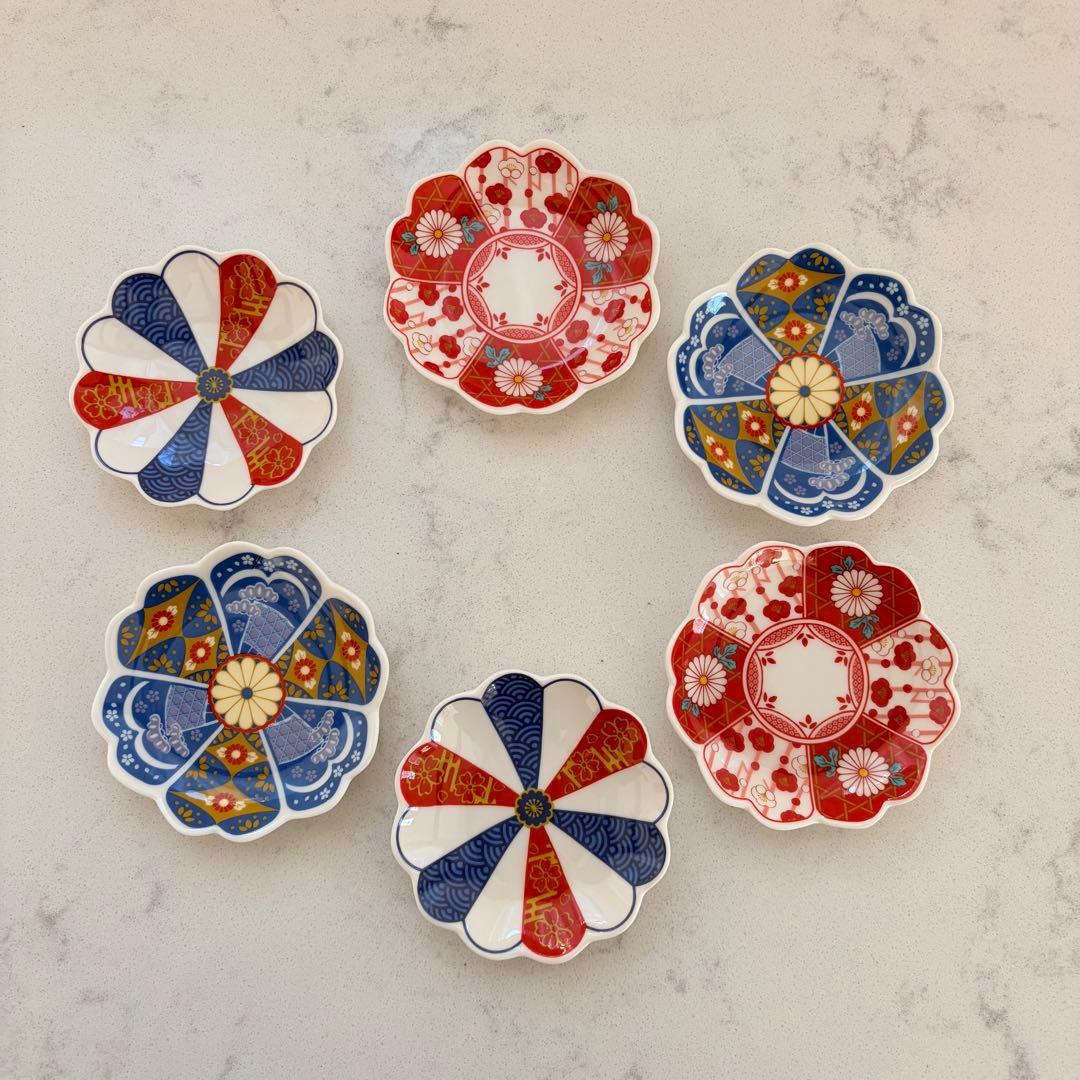 【新品未使用】豆皿　花模様の陶磁器皿6枚セット　和風　晴れの日　お祝い