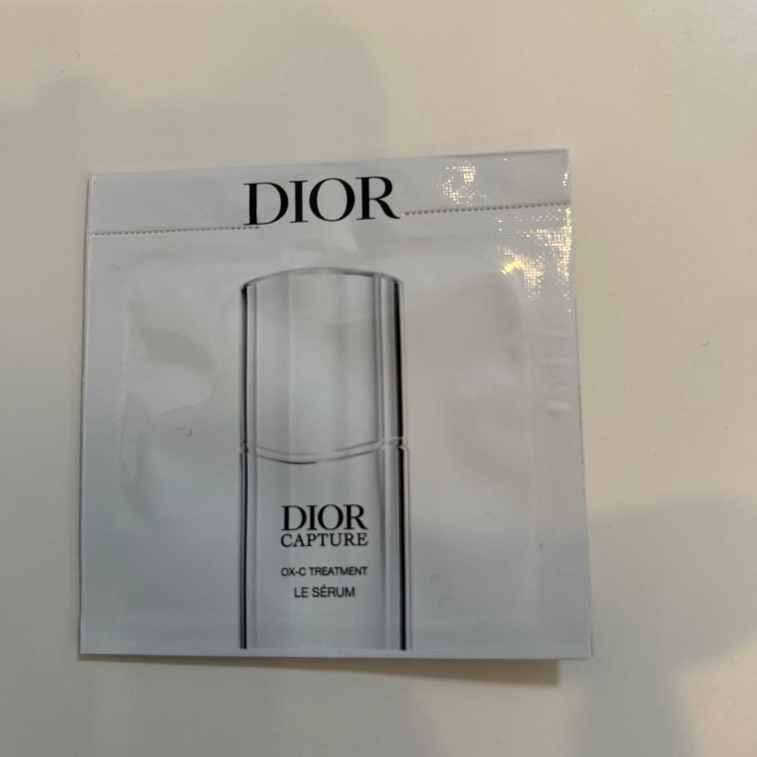 Diorカプチュールブロコランジェット目元美容液