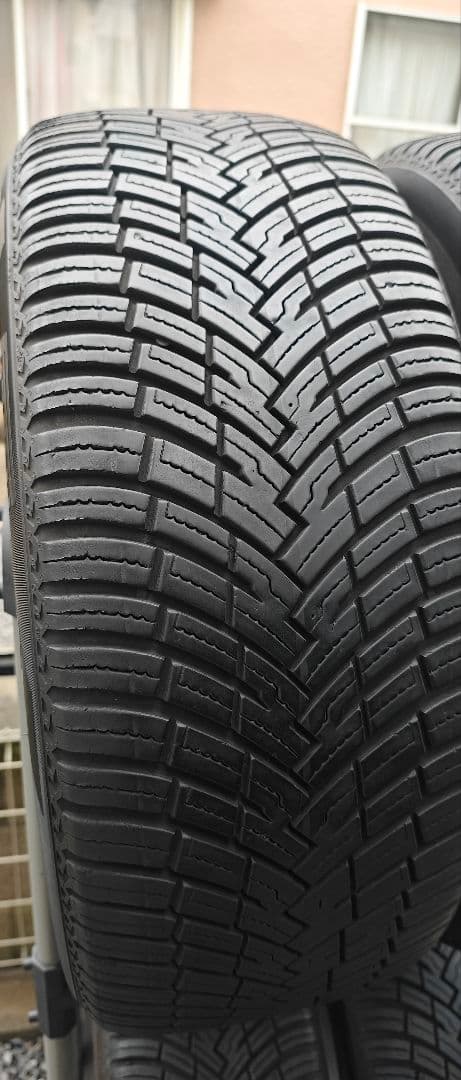 PIRELLI CINTURATO SF2【225/45 R19】オールシーズン