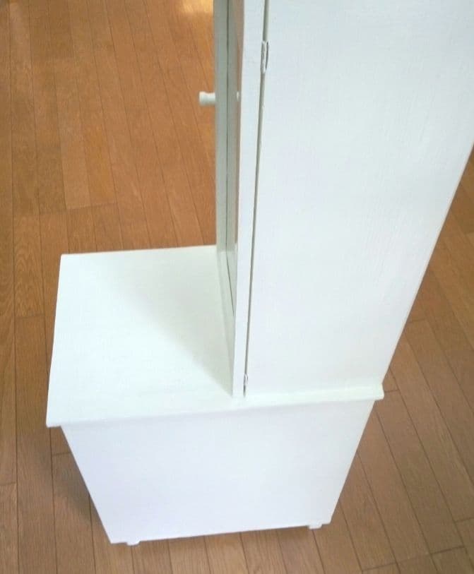 たいやきもふもふアンティーク調リボン飾りキャビネット