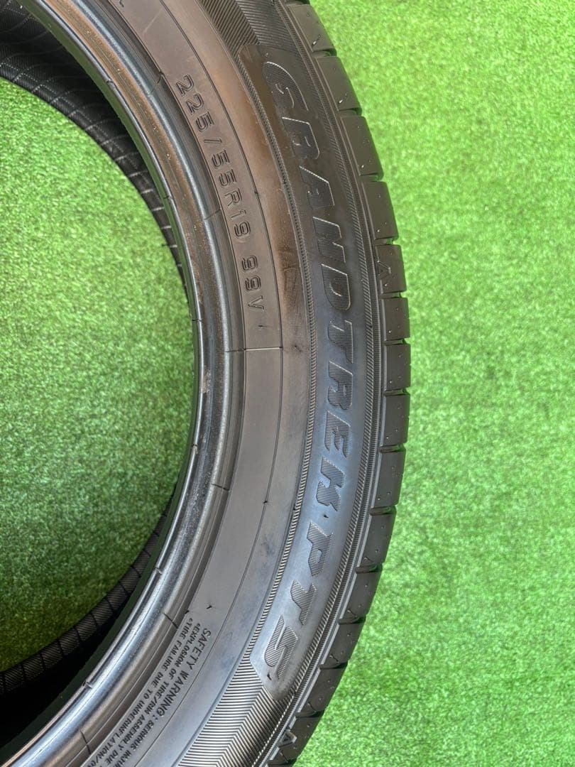 DUNLOP GRANDTREK 225/55R19 23年41週目9分山 4本