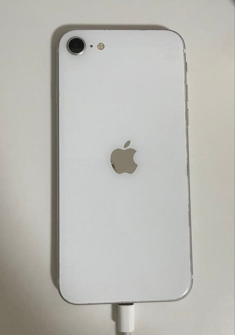 Apple iPhone se第二世代 ホワイト 本体
