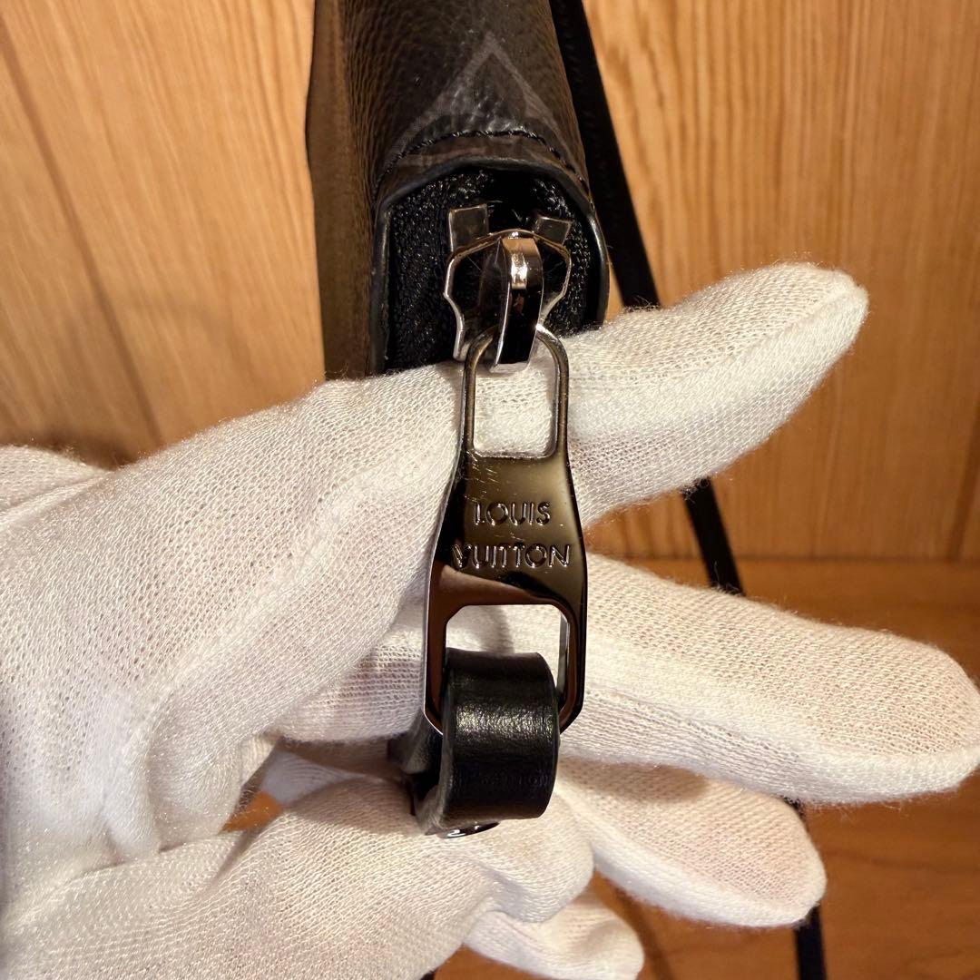 LOUIS VUITTON｜コンパクト・ウォレット｜モノグラム・エクリプス