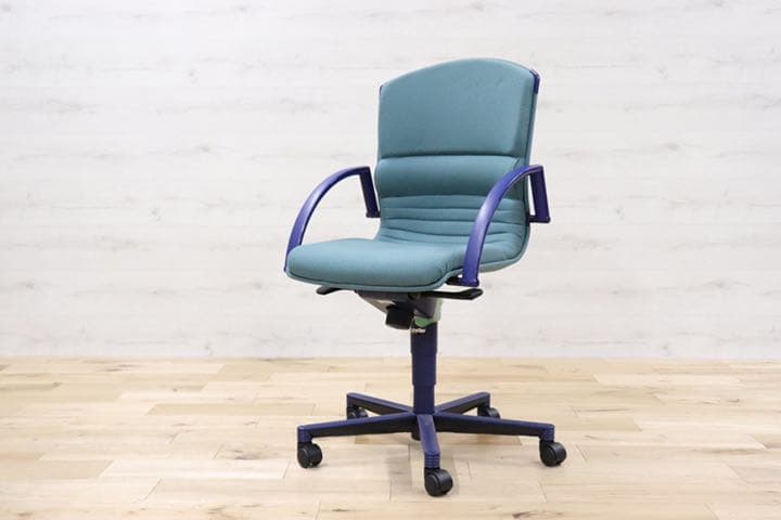 GMDKS293E○ giroflex / ジロフレックス 44 キャスターチェ