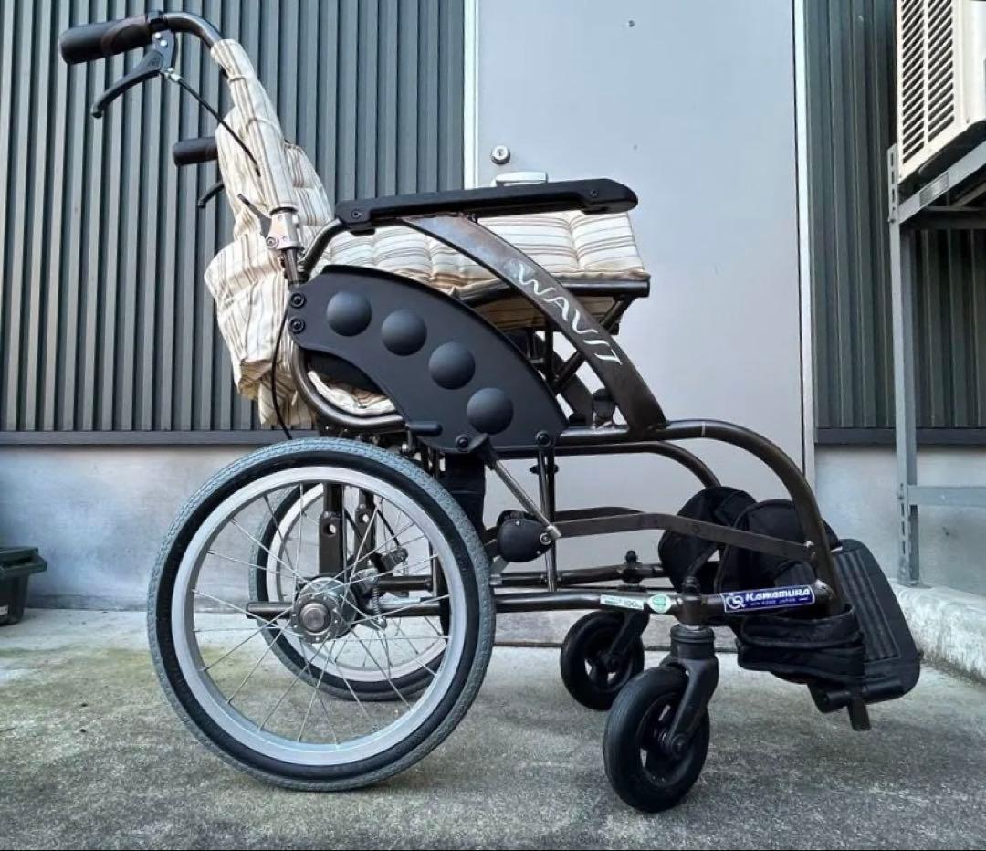 折りたたみ車椅子 アルミ軽量　ベージュ　11.5kg